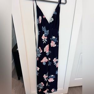 V Neck Backless Maxi Dress
